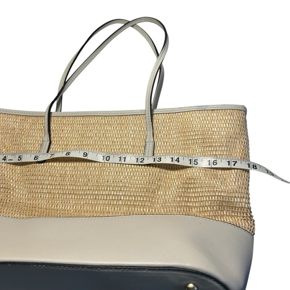 IZZY & ALI Tote Bag Woven Straw and Beige - Picture 10 of 13